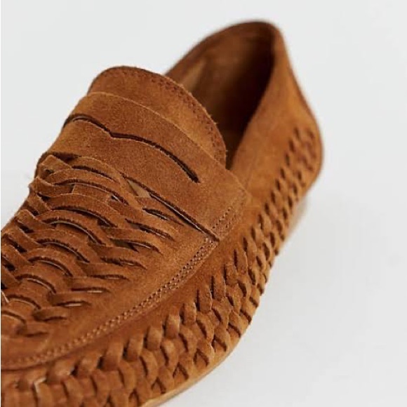 ASOS DESIGN Wide Fit Mellow leather weave loafer in natural size 6 - Picture 5 of 5